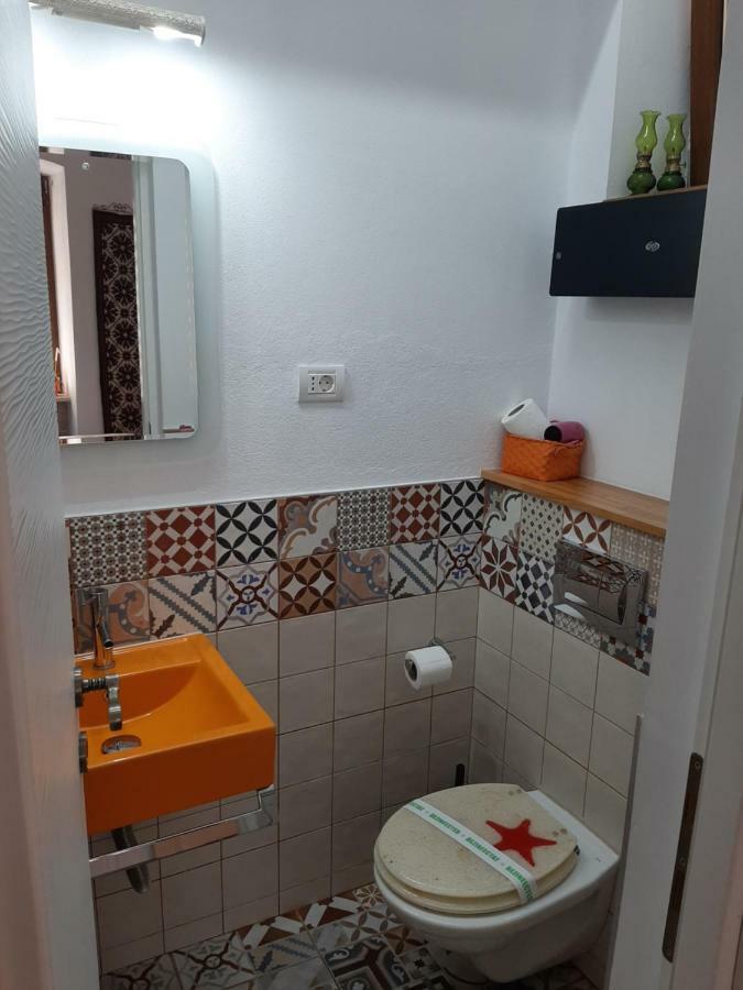 Luky 12 Lägenhet Braşov Exteriör bild